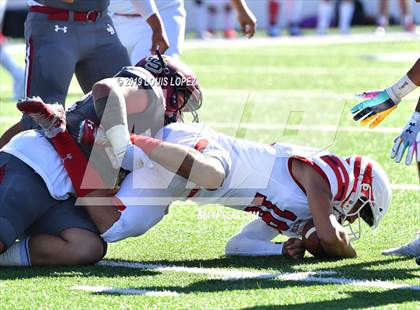 Thumbnail 1 in JSerra Catholic vs. Milton (Trinity League vs. USA Showcase) photogallery.