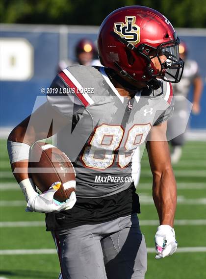 Thumbnail 1 in JSerra Catholic vs. Milton (Trinity League vs. USA Showcase) photogallery.
