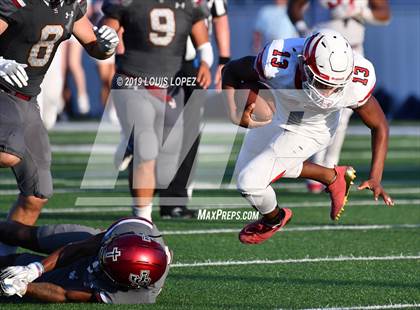 Thumbnail 2 in JSerra Catholic vs. Milton (Trinity League vs. USA Showcase) photogallery.