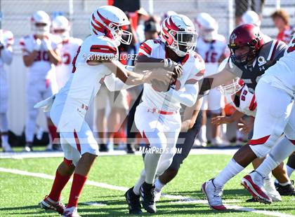 Thumbnail 1 in JSerra Catholic vs. Milton (Trinity League vs. USA Showcase) photogallery.