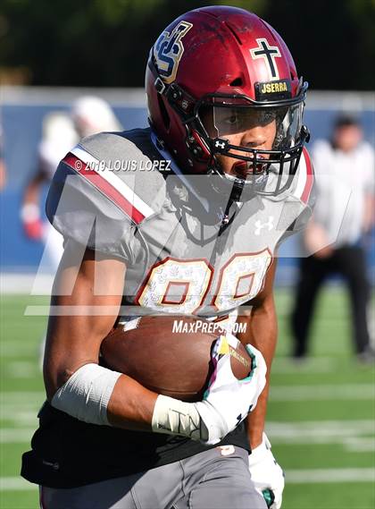 Thumbnail 3 in JSerra Catholic vs. Milton (Trinity League vs. USA Showcase) photogallery.