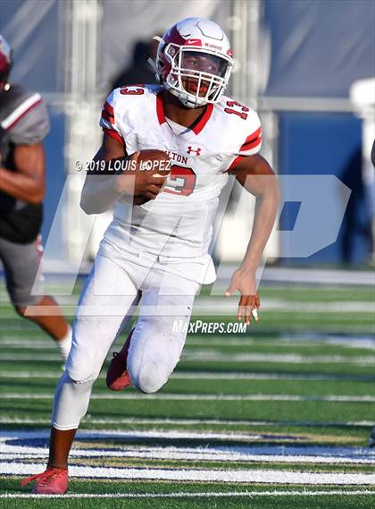 Thumbnail 2 in JSerra Catholic vs. Milton (Trinity League vs. USA Showcase) photogallery.