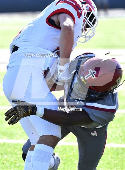 Thumbnail 2 in JSerra Catholic vs. Milton (Trinity League vs. USA Showcase) photogallery.