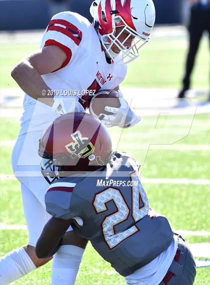 Thumbnail 2 in JSerra Catholic vs. Milton (Trinity League vs. USA Showcase) photogallery.