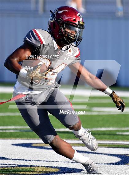 Thumbnail 3 in JSerra Catholic vs. Milton (Trinity League vs. USA Showcase) photogallery.