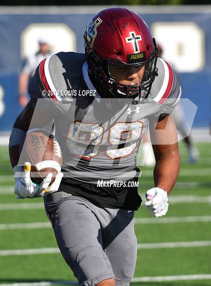 Thumbnail 3 in JSerra Catholic vs. Milton (Trinity League vs. USA Showcase) photogallery.