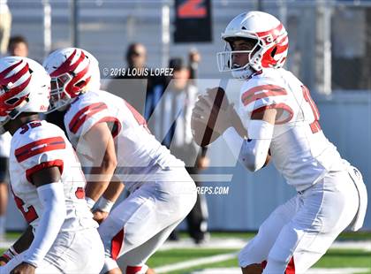 Thumbnail 3 in JSerra Catholic vs. Milton (Trinity League vs. USA Showcase) photogallery.