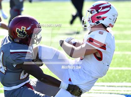Thumbnail 1 in JSerra Catholic vs. Milton (Trinity League vs. USA Showcase) photogallery.