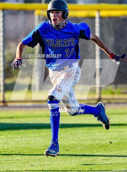 Thumbnail 2 in Gilbert @ Mesquite photogallery.