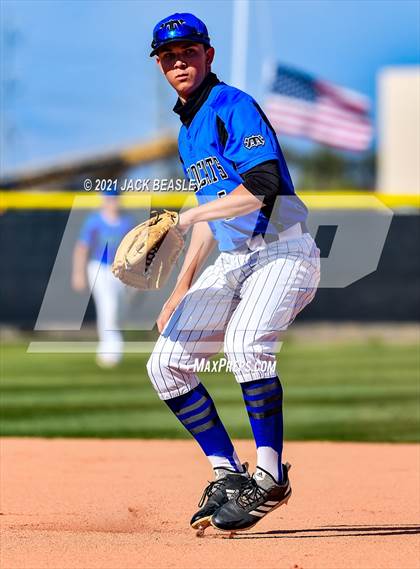Thumbnail 3 in Gilbert @ Mesquite photogallery.