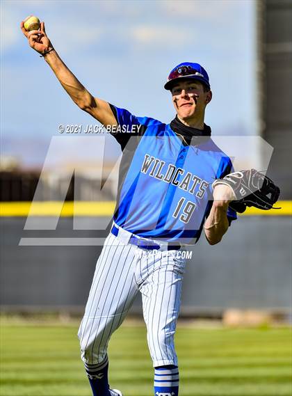 Thumbnail 3 in Gilbert @ Mesquite photogallery.