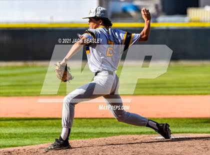Thumbnail 2 in Gilbert @ Mesquite photogallery.