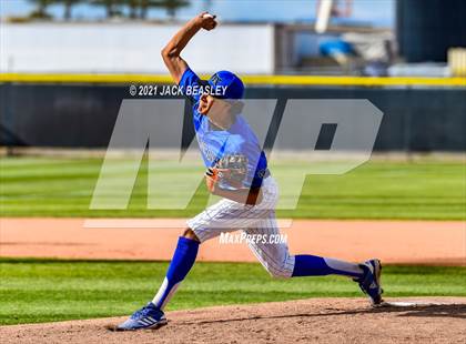 Thumbnail 2 in Gilbert @ Mesquite photogallery.