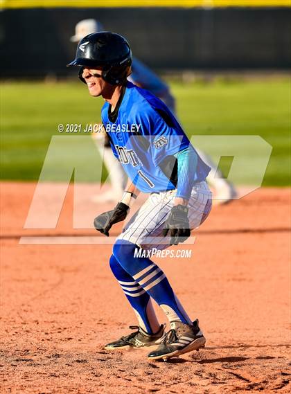 Thumbnail 3 in Gilbert @ Mesquite photogallery.