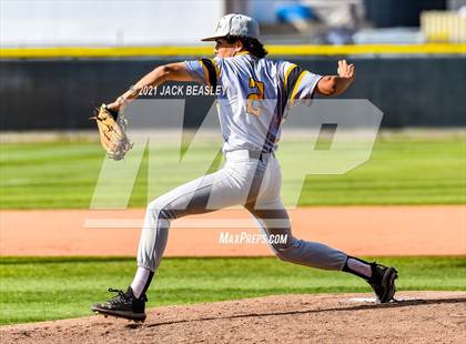 Thumbnail 3 in Gilbert @ Mesquite photogallery.