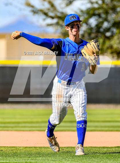 Thumbnail 1 in Gilbert @ Mesquite photogallery.