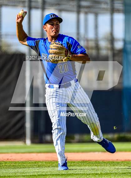 Thumbnail 2 in Gilbert @ Mesquite photogallery.