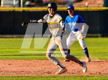 Thumbnail 1 in Gilbert @ Mesquite photogallery.