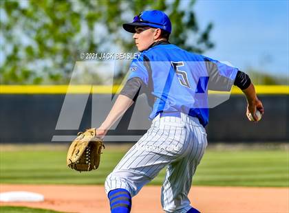 Thumbnail 2 in Gilbert @ Mesquite photogallery.