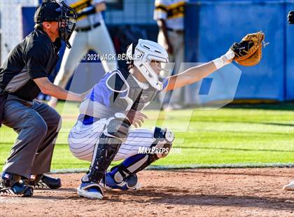 Thumbnail 2 in Gilbert @ Mesquite photogallery.