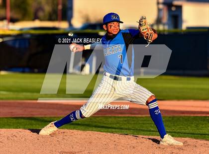 Thumbnail 3 in Gilbert @ Mesquite photogallery.