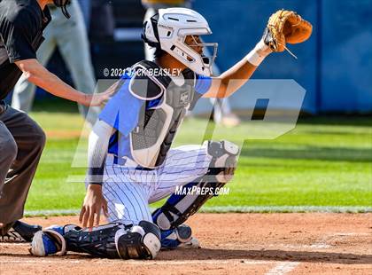 Thumbnail 1 in Gilbert @ Mesquite photogallery.