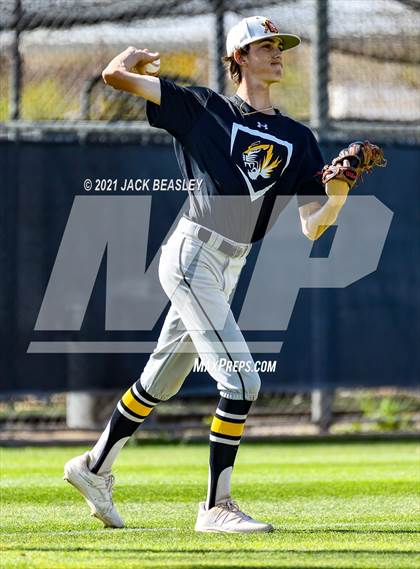 Thumbnail 3 in Gilbert @ Mesquite photogallery.