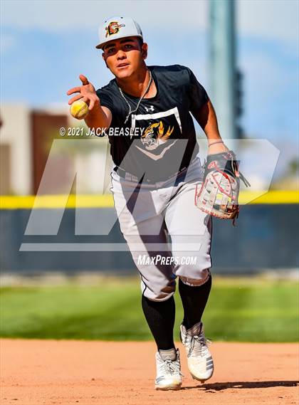 Thumbnail 2 in Gilbert @ Mesquite photogallery.