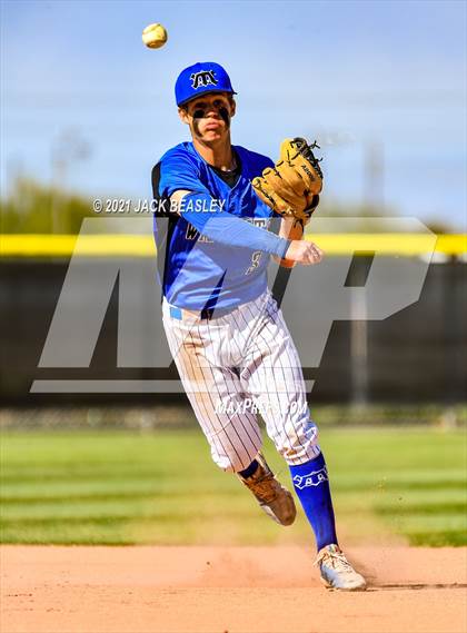 Thumbnail 2 in Gilbert @ Mesquite photogallery.