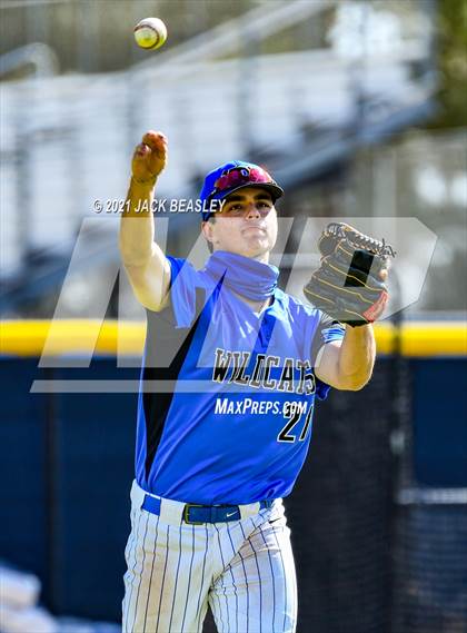 Thumbnail 3 in Gilbert @ Mesquite photogallery.