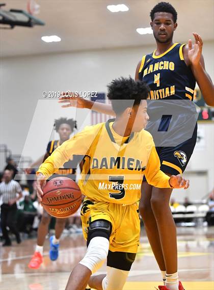 Thumbnail 3 in Rancho Christian vs. Damien (The Classic at Damien) photogallery.