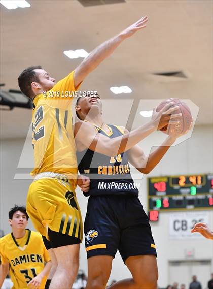 Thumbnail 3 in Rancho Christian vs. Damien (The Classic at Damien) photogallery.