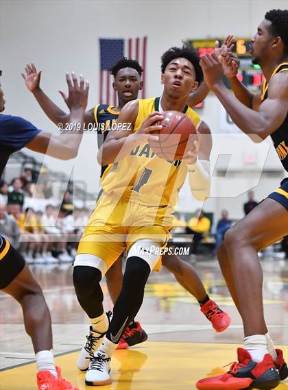 Thumbnail 2 in Rancho Christian vs. Damien (The Classic at Damien) photogallery.