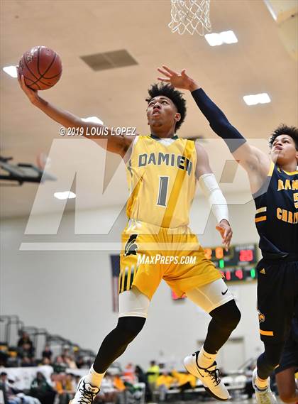 Thumbnail 2 in Rancho Christian vs. Damien (The Classic at Damien) photogallery.