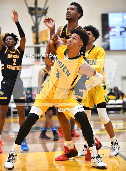 Thumbnail 2 in Rancho Christian vs. Damien (The Classic at Damien) photogallery.