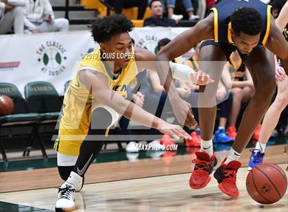Thumbnail 1 in Rancho Christian vs. Damien (The Classic at Damien) photogallery.