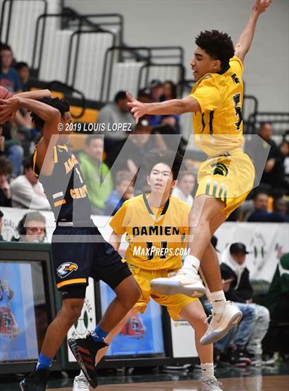 Thumbnail 2 in Rancho Christian vs. Damien (The Classic at Damien) photogallery.