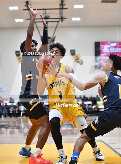 Thumbnail 1 in Rancho Christian vs. Damien (The Classic at Damien) photogallery.