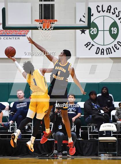 Thumbnail 1 in Rancho Christian vs. Damien (The Classic at Damien) photogallery.