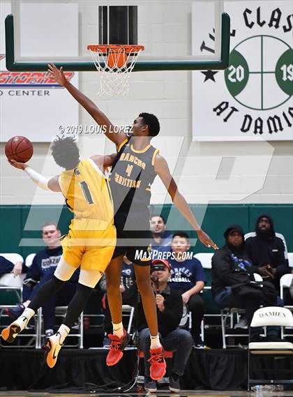 Thumbnail 3 in Rancho Christian vs. Damien (The Classic at Damien) photogallery.
