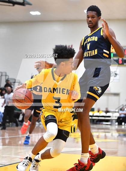 Thumbnail 2 in Rancho Christian vs. Damien (The Classic at Damien) photogallery.