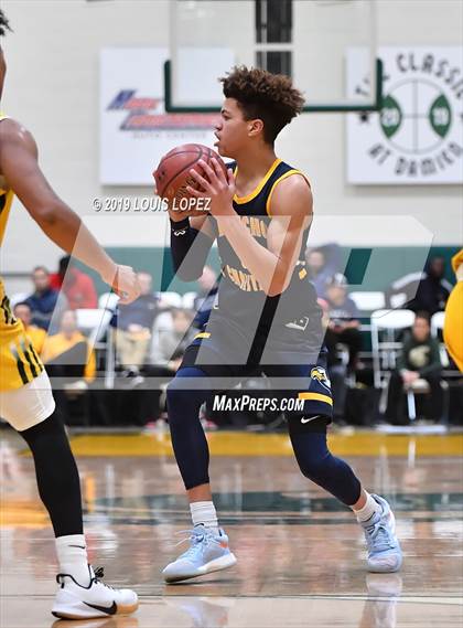 Thumbnail 2 in Rancho Christian vs. Damien (The Classic at Damien) photogallery.