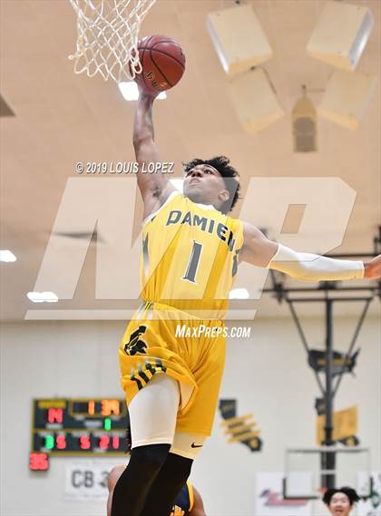 Thumbnail 2 in Rancho Christian vs. Damien (The Classic at Damien) photogallery.