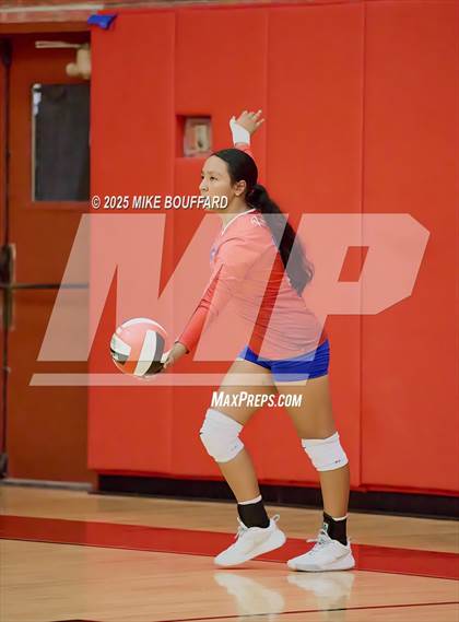 Thumbnail 1 in Indio vs Bishop Diego (CIF-SS D6 Round 1) photogallery.