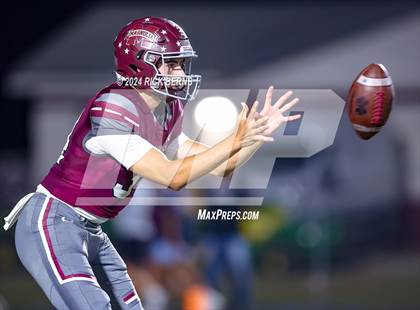 Thumbnail 2 in Magnolia vs Klein Cain photogallery.