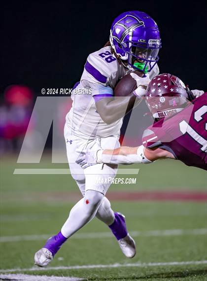 Thumbnail 1 in Magnolia vs Klein Cain photogallery.