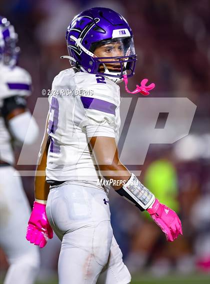 Thumbnail 2 in Magnolia vs Klein Cain photogallery.