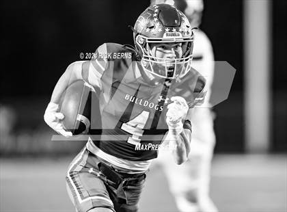 Thumbnail 3 in Magnolia vs Klein Cain photogallery.