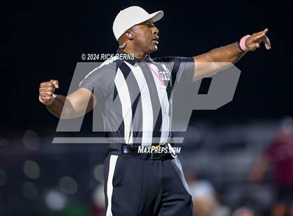 Thumbnail 1 in Magnolia vs Klein Cain photogallery.