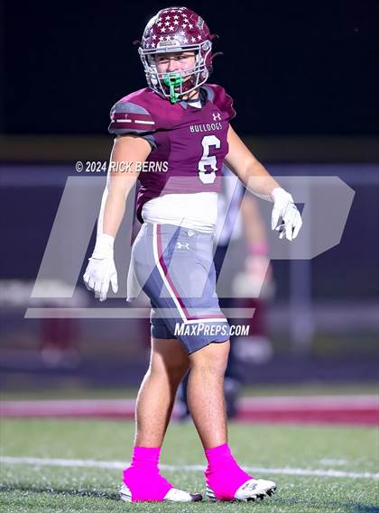 Thumbnail 3 in Magnolia vs Klein Cain photogallery.